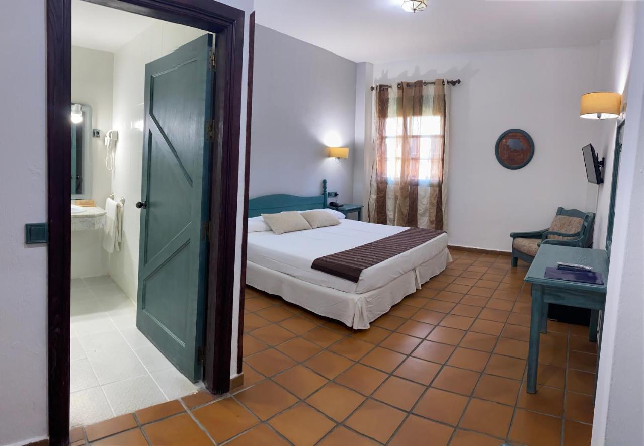 Hotel Almagro Luaran gambar