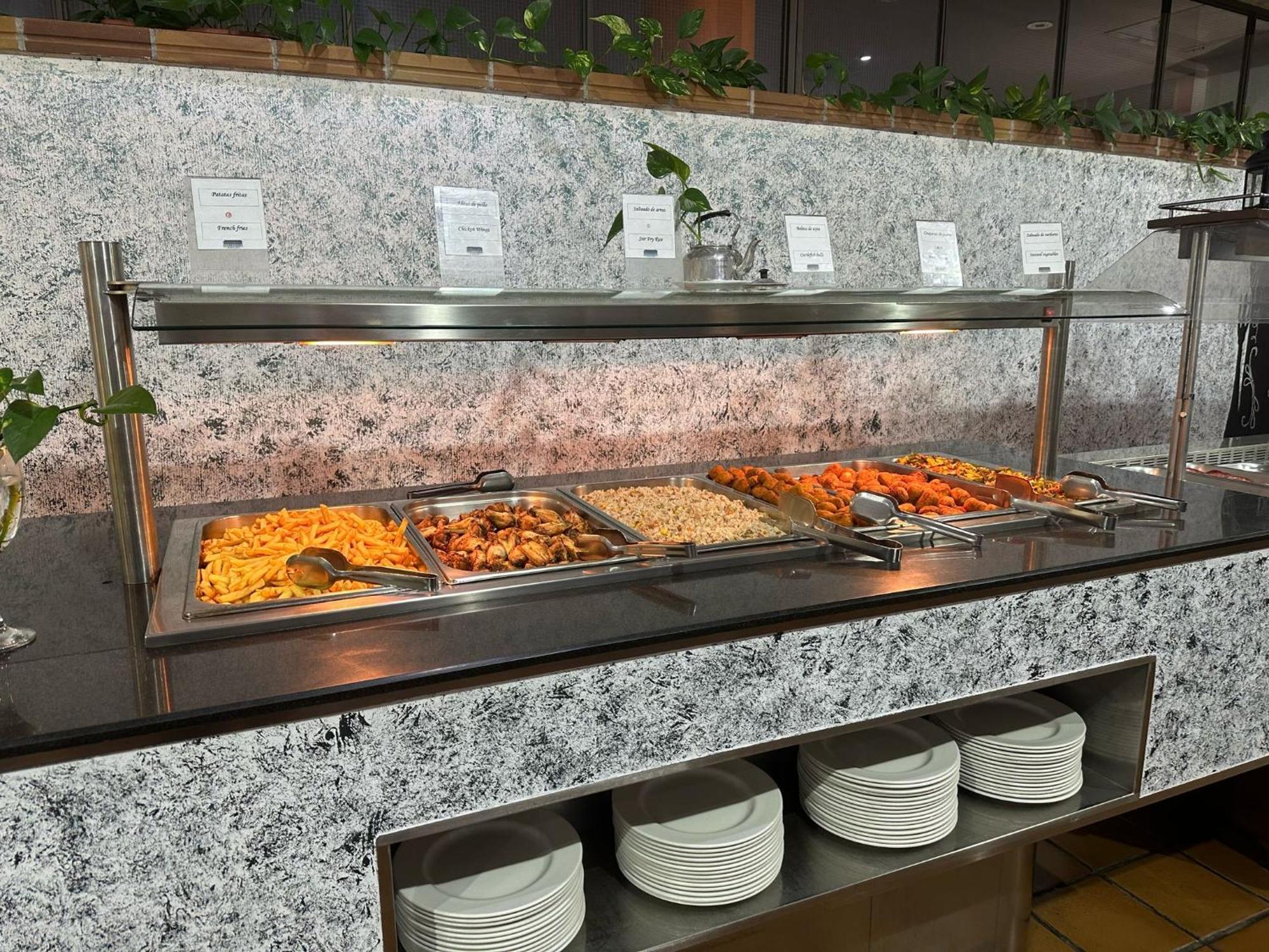 Hotel Almagro Luaran gambar